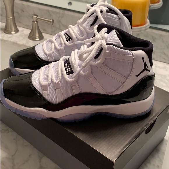 Jordan Other - *NEW* AIR JORDAN 11 RETRO WHITE/BLACK CONCORD 5.5Y